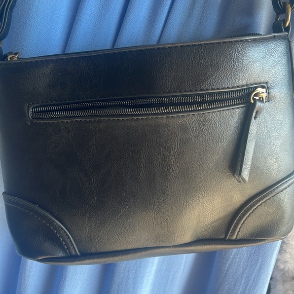 Cute Rosetti black purse side body! Lots of pockets. - Picture 8 of 8